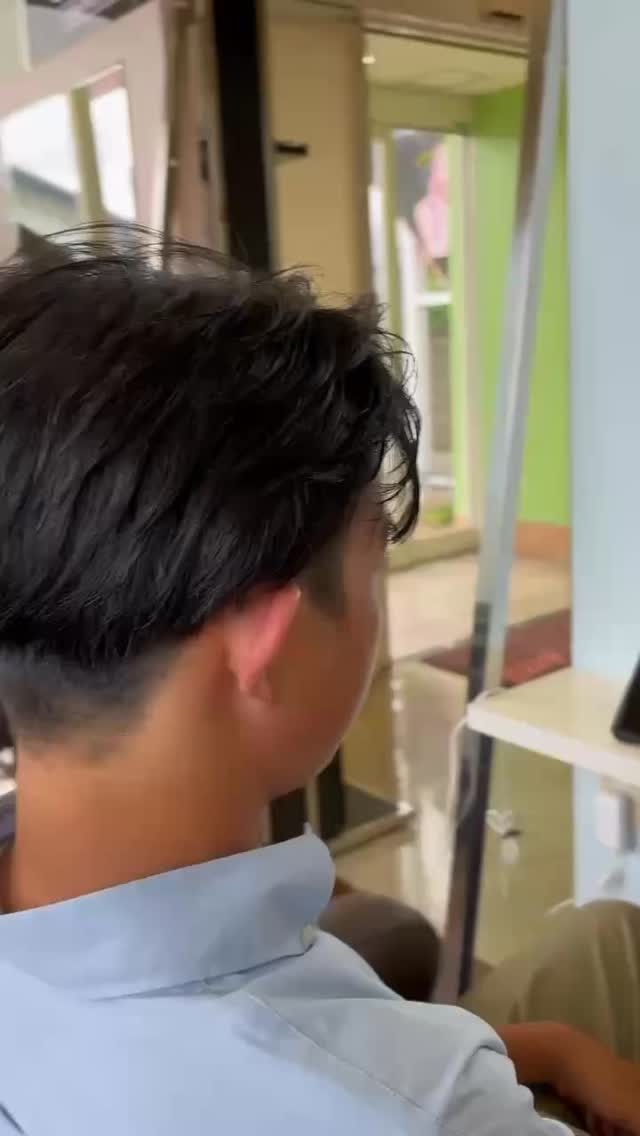 メンズカットで「後頭部のモサっと感」を整えるには何が違うのか|高知県香南市fleuramiの施術事例