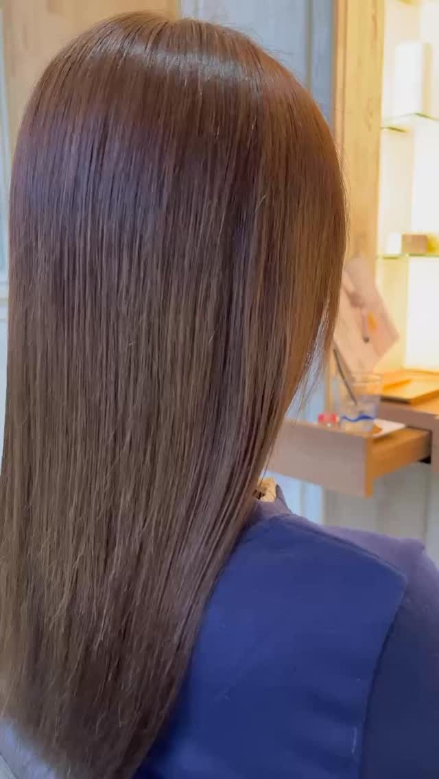 高知市でツヤストレートロングを叶える髪質改善トリートメント|長さを活かしたヘアケアの選び方