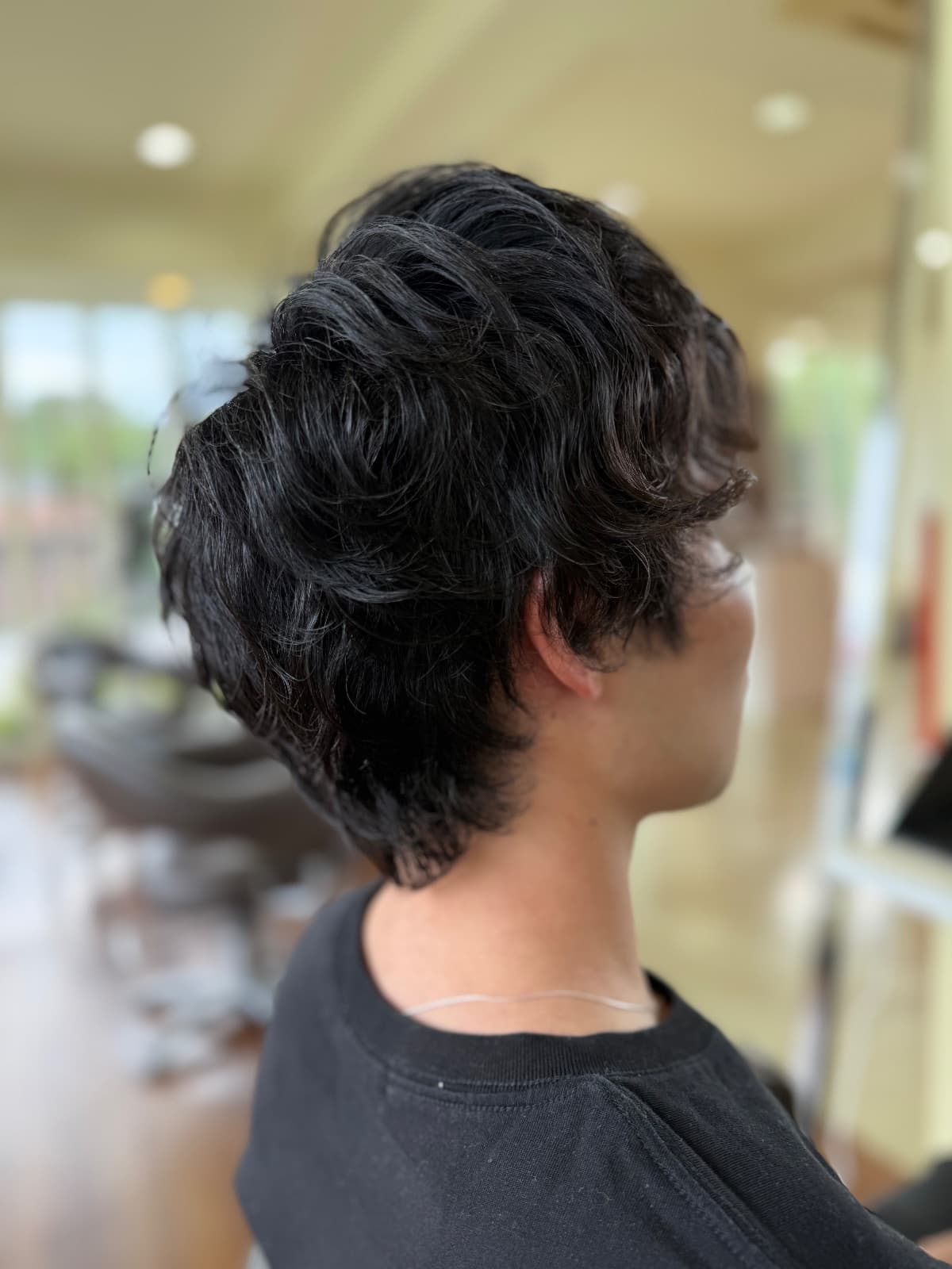 香南市fleuramiのメンズパーマはこんな人に向いている|担当スタイリストが解説する仕上がりと選び方