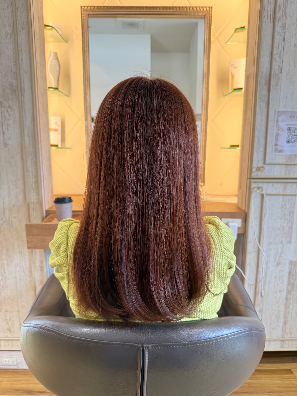 香南市でロングヘアのカラーをいかすなら、オレンジブラウンが選ばれる理由|高知県香南市fleuramiの大人女性向けカラー選び