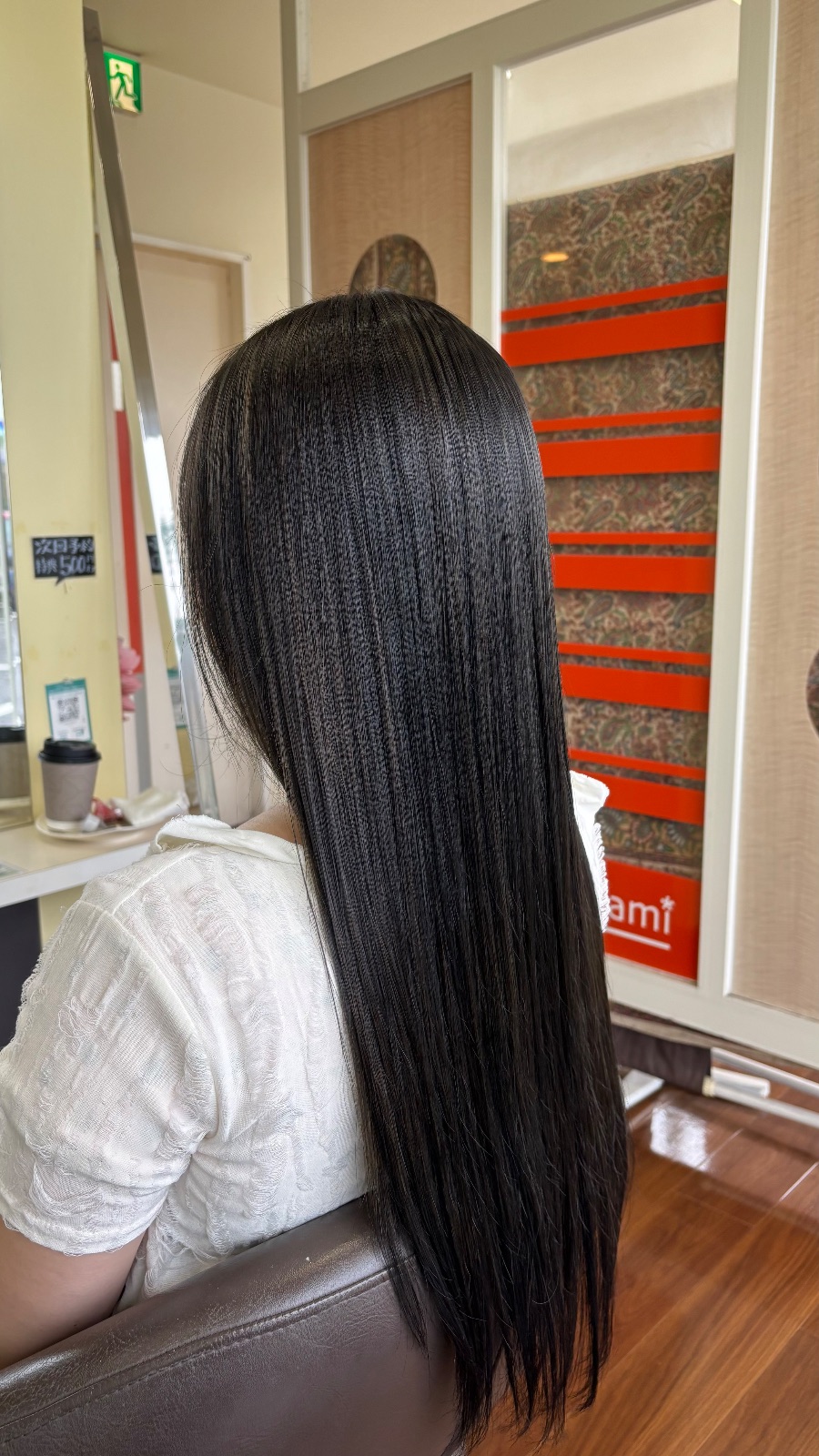 香南市でオリーブグレージュカラーを考えている方へ｜ブリーチ履歴ありでも透明感と艶を両立できる？